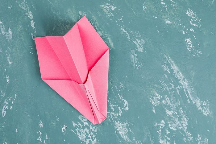 victoria-riess-leader-business-success-leadership-concept-with-paper-rocket