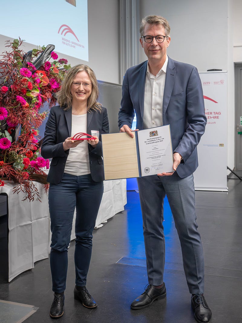 victoria-riess-preis-fuer-gute-lehre-lehrbeauftragte-bayrisches-staatsministerium